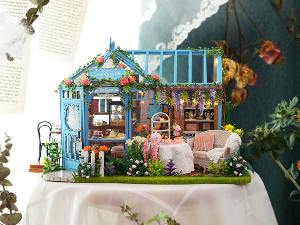 Cute room diy store dollhouse